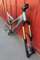 Titus Quasi Moto - silver - XL 21"