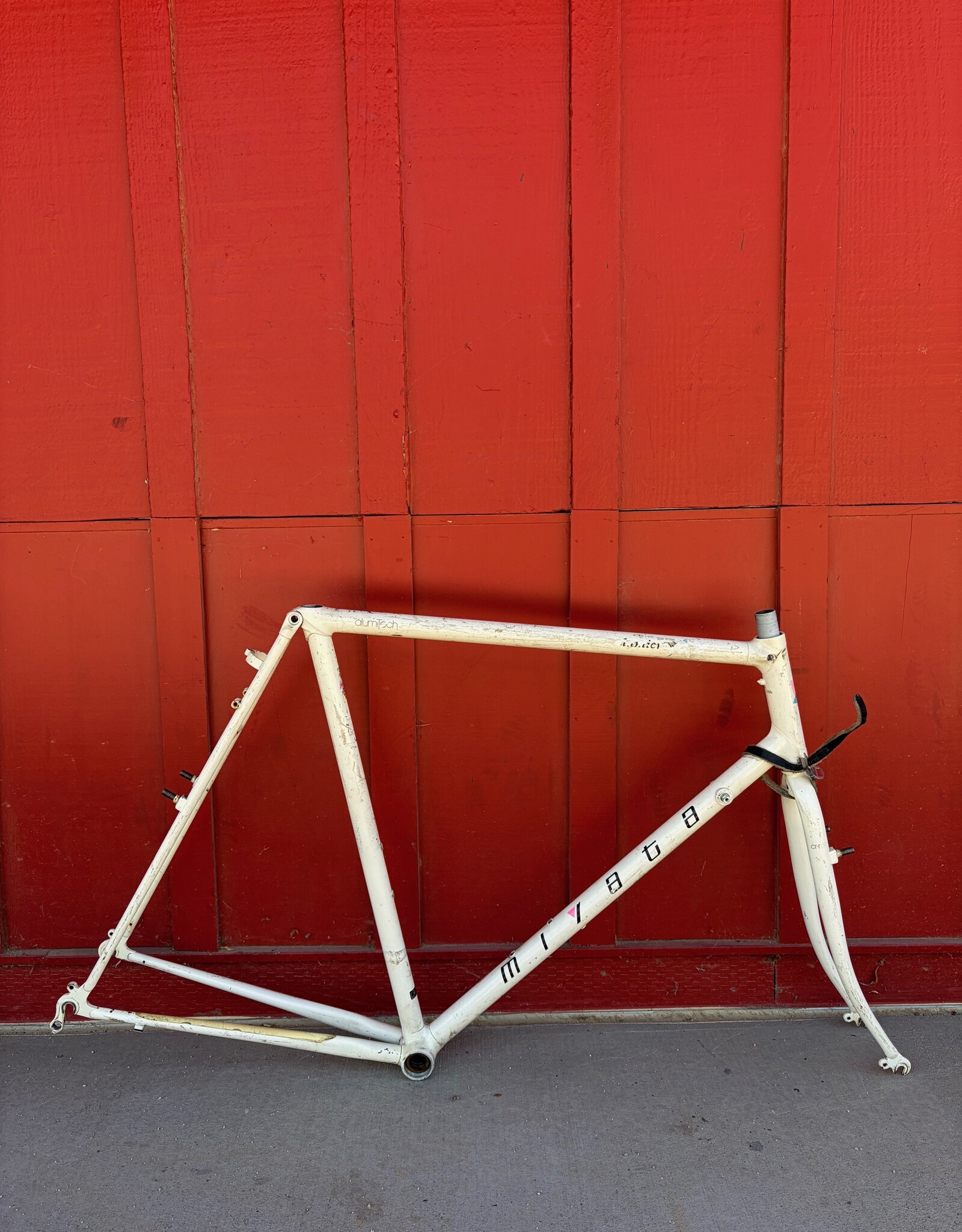 Miyata Alumicross 58cm White