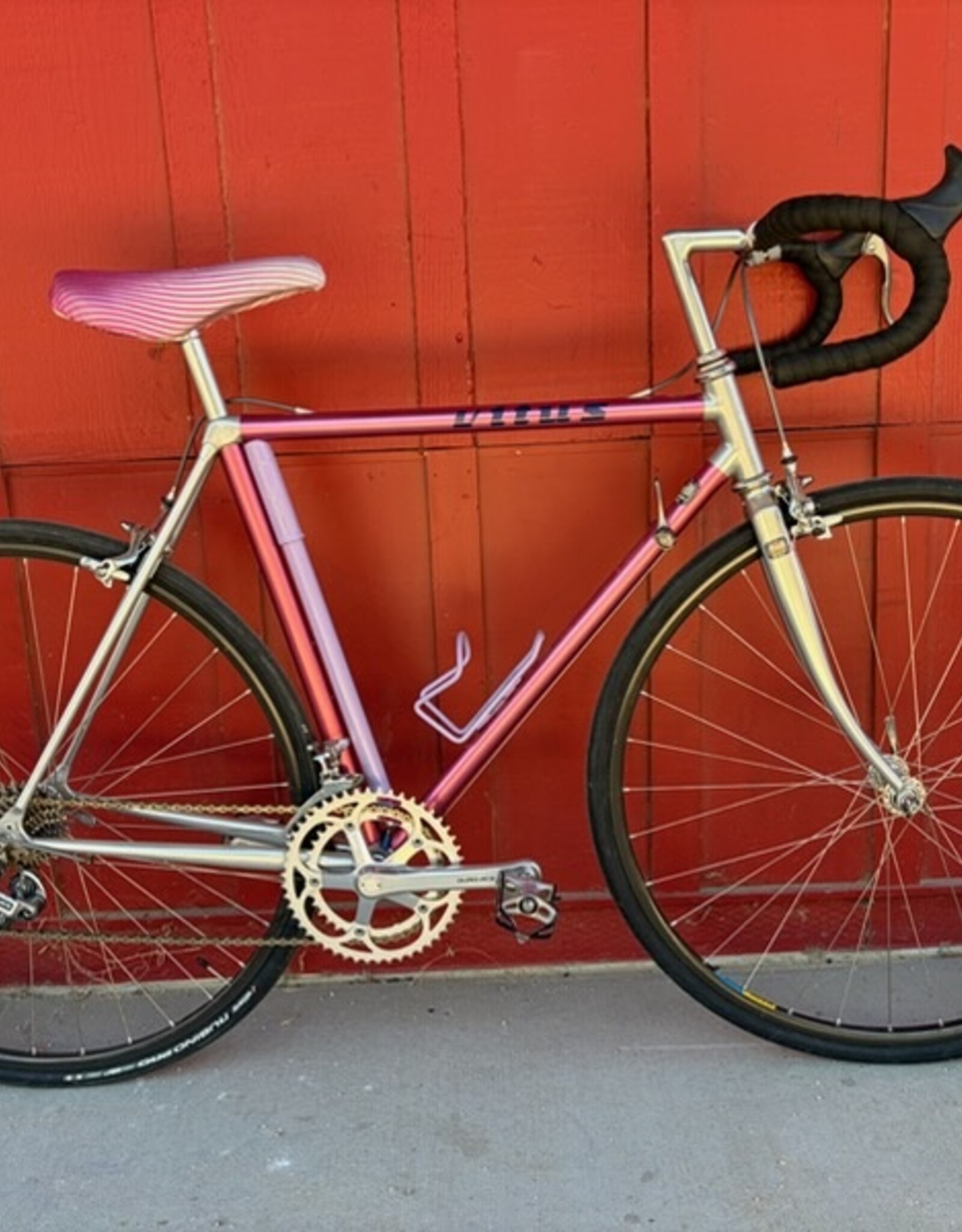 Vitus vintage road bike - 53cm - Pink Silver