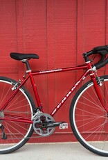 Gunnar Crosshair 46x51cm Red