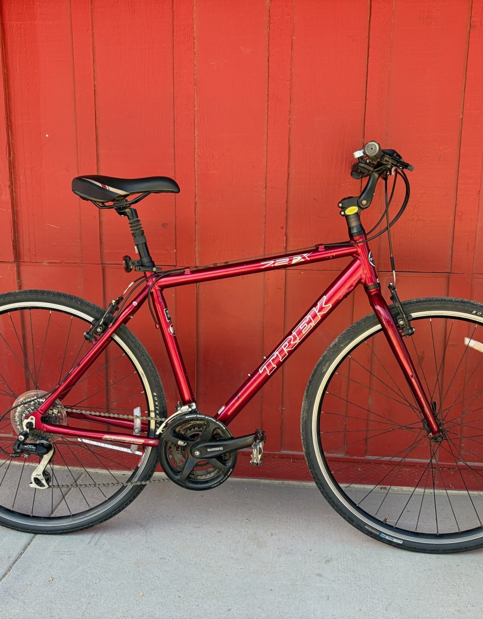 Trek 7.2 FX Hybrid - 20" large red