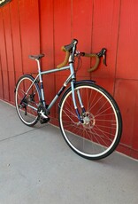 Raleigh Clubman road bike disc 50/53cm Medium - Blue