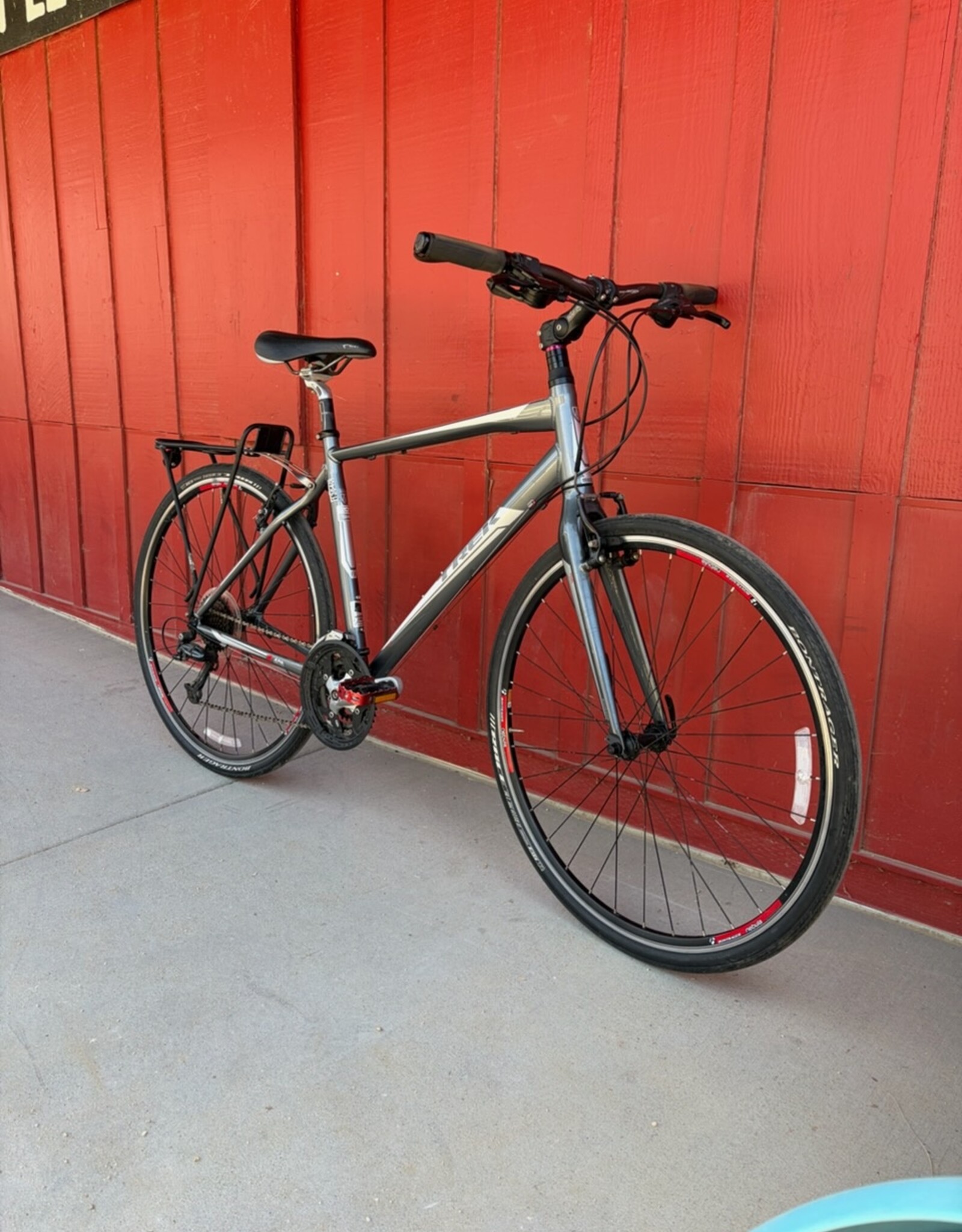 Trek 7.4 Hybrid Gray 20"