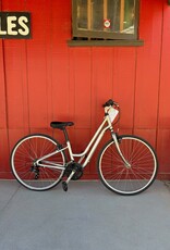 Trek 7000 hybrid - silver - 13.5" XS