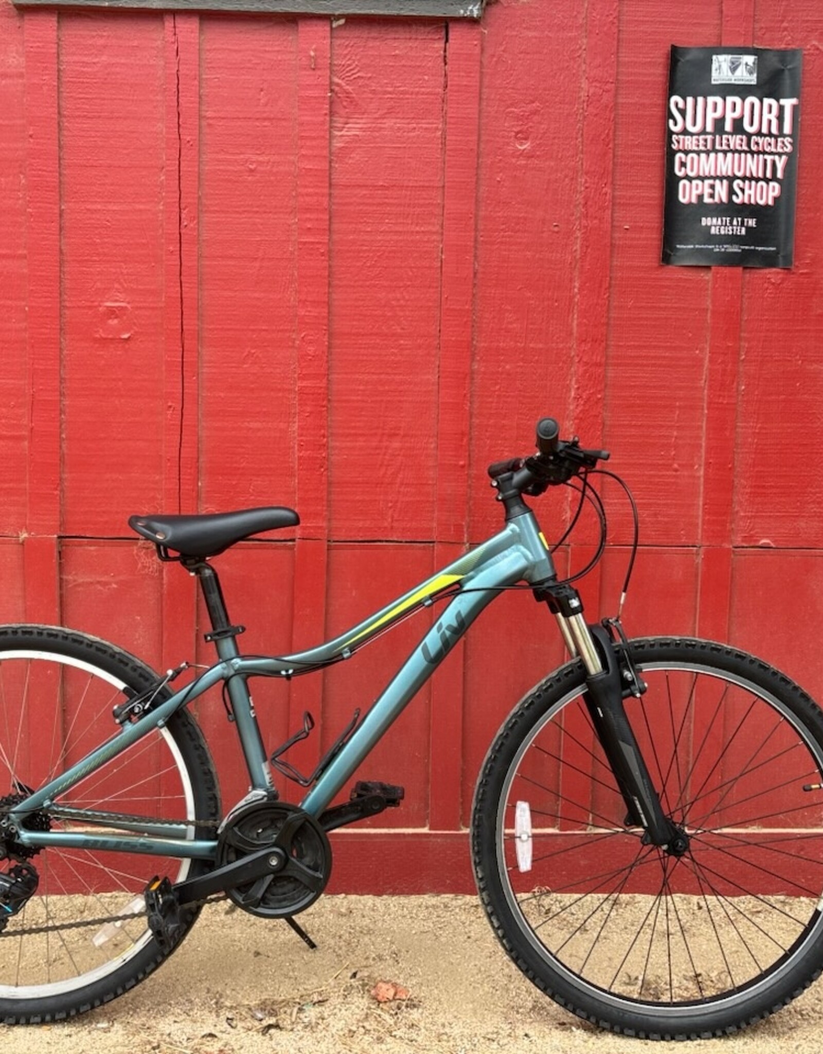 Giant Bliss XS blue