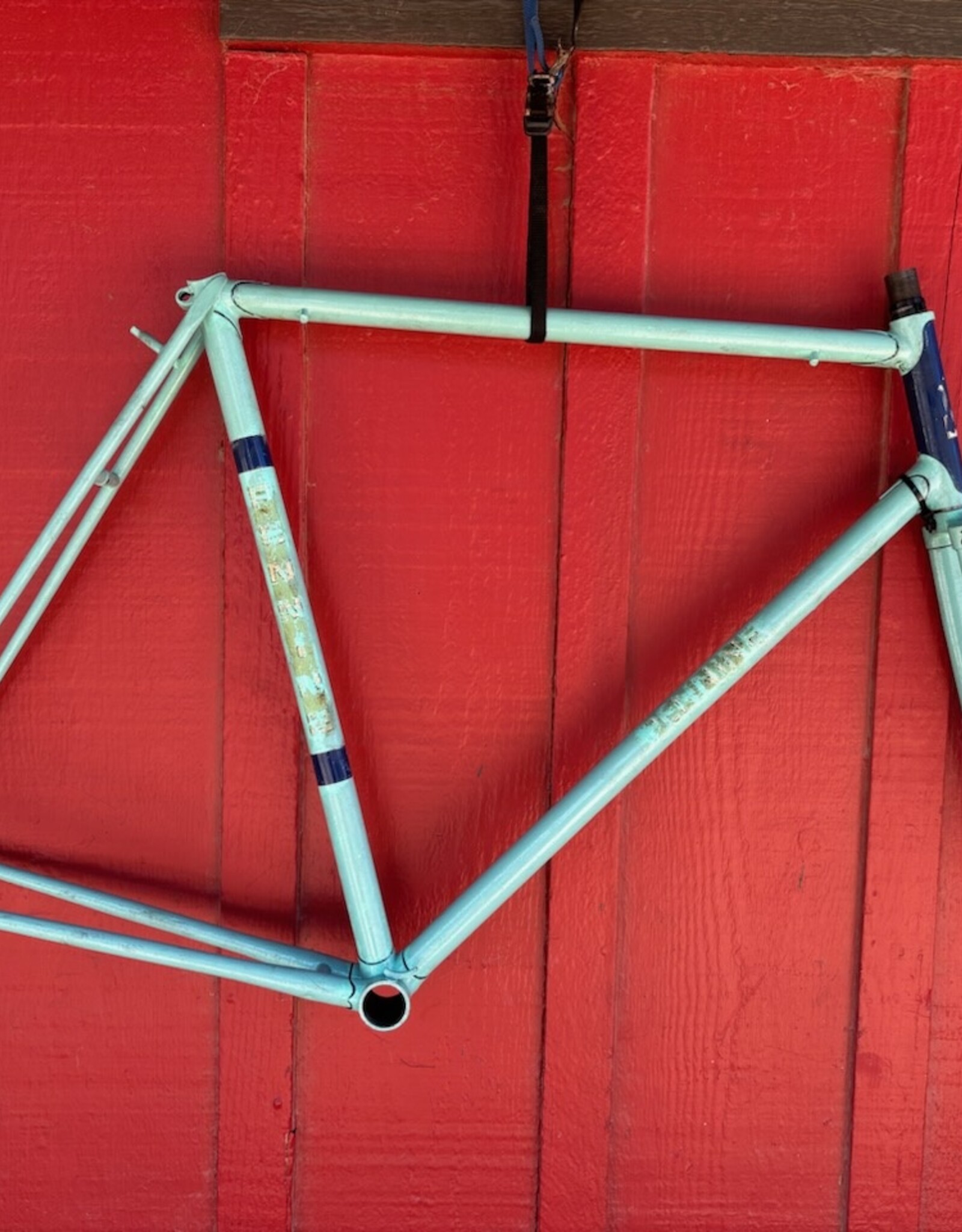 Pennine cycles road bike 56cm (repaint)