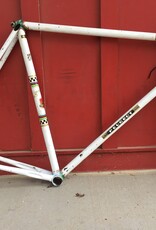 Peugeot Record Du Monde white 59cm