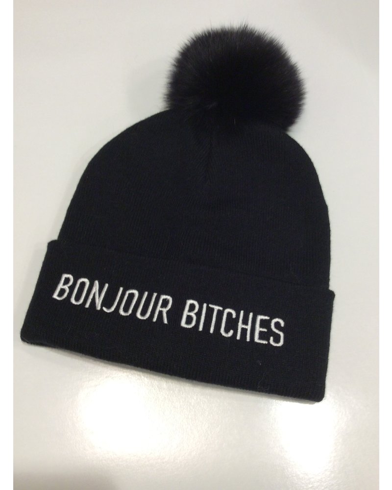 Knit "Bonjour" Hat W/Fox Pom