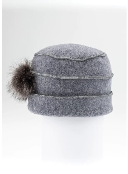 OLI Pill Box Hat w/Detachable Fur Pom