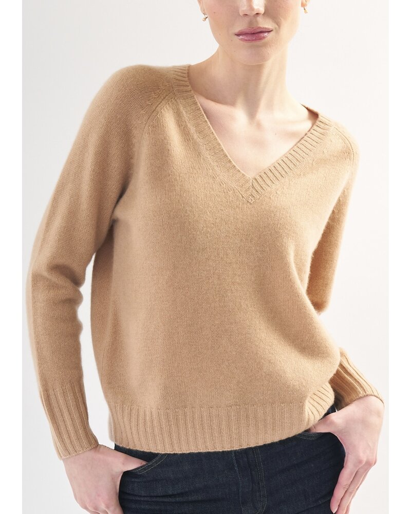 CASHMERE CLOUDS V-Neck Cashmere Sweater w/Rib Cuff Detailing