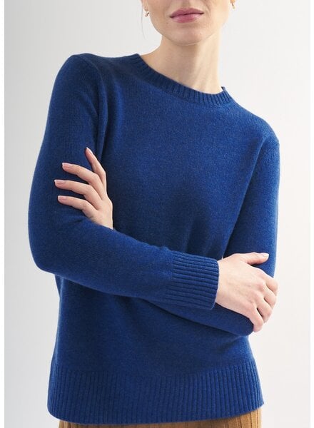 CASHMERE CLOUDS Ribbed Crewneck Cashmere Sweater