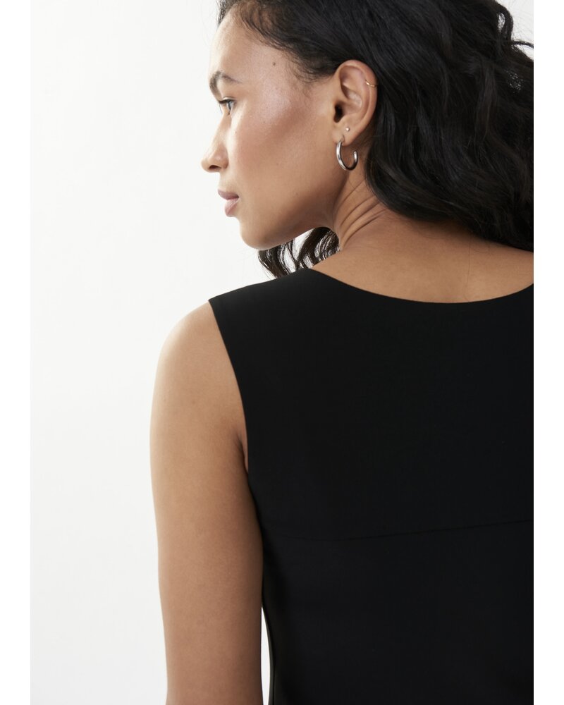 JOSEPH RIBKOFF Essential Wide Strap Cami Top