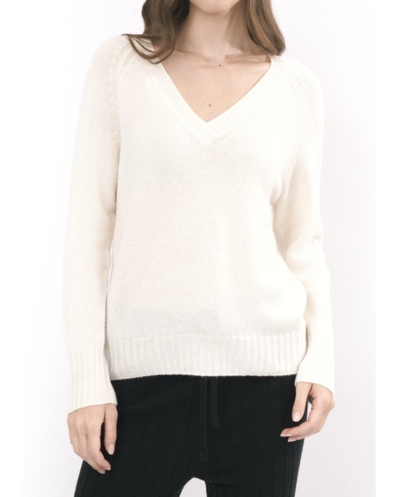 CASHMERE CLOUDS V-Neck Cashmere Sweater w/Rib Cuff Detailing