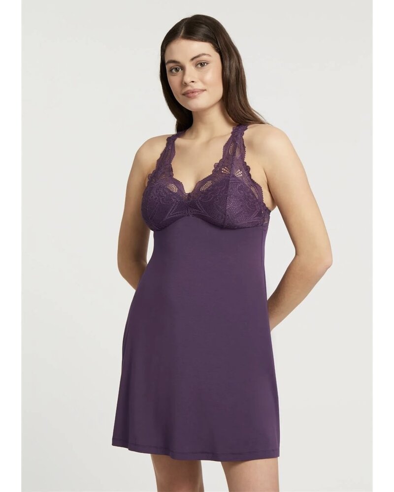 FLEUR'T Iconic Lace T-Back Chemise