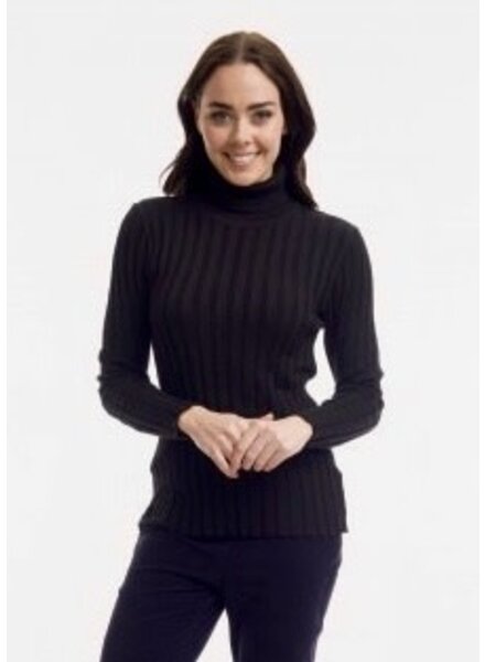 ORIENTIQUE Ribbed Turtleneck Sweater