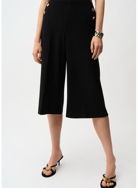 JOSEPH RIBKOFF Silky Knit Pull-On Culotte Pants