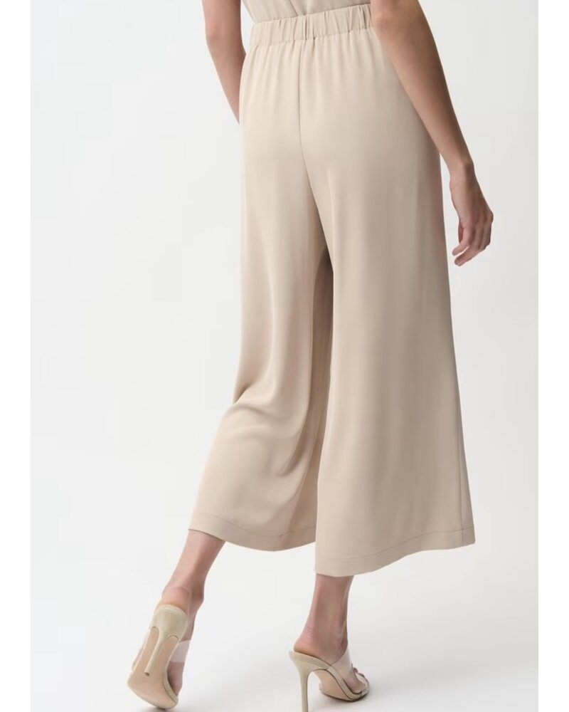 JOSEPH RIBKOFF Woven Twill Pull On Culotte Pants