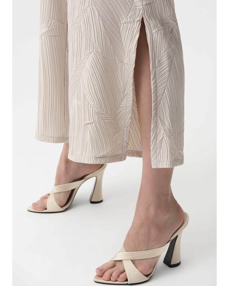 JOSEPH RIBKOFF Pleated Satin Pull On Culotte Pants