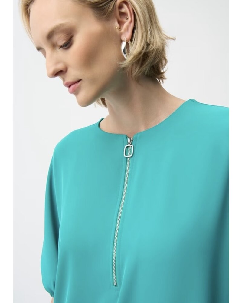 JOSEPH RIBKOFF Woven Twill Cocoon Dress w/Zip Neckline