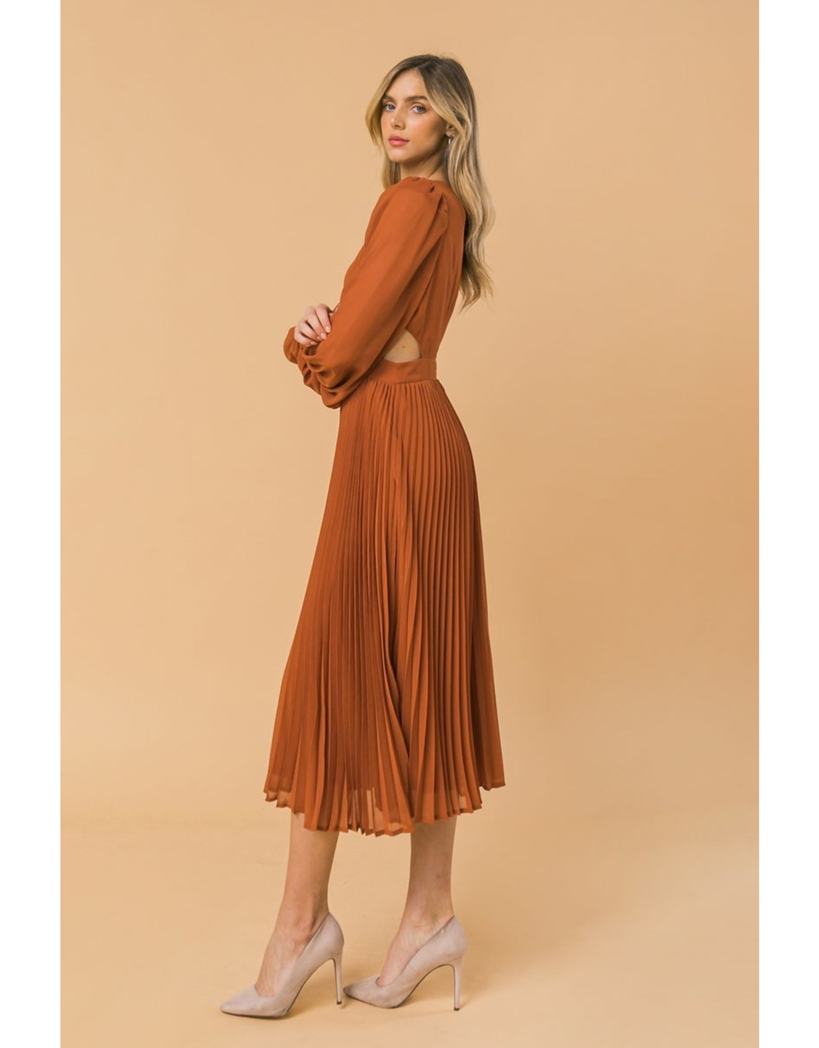 Cut Out Sides Pleated Midi Dress - Rust