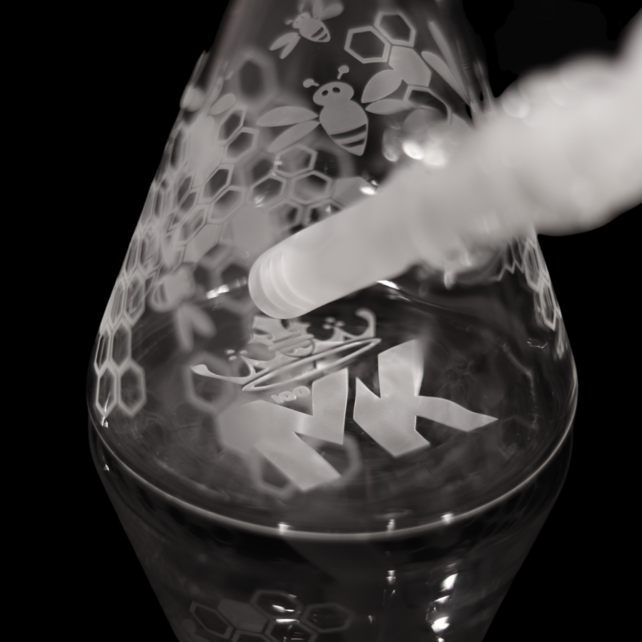 MK Glass Frosted Bee Beaker