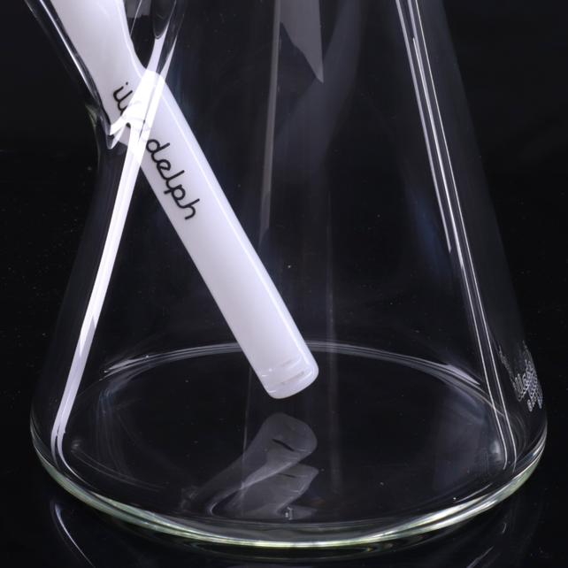 Illadelph 7mm 22" Tall Beaker