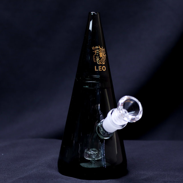Leo Glycerin Pyramid Bubbler