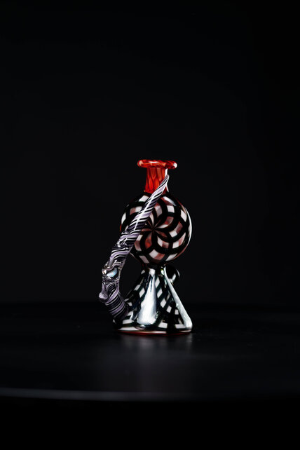 Dawg House Glass 6" Eye Tooth Rig