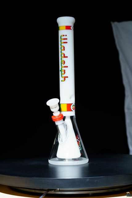 Illadelph 19" Collins Beaker Rasta