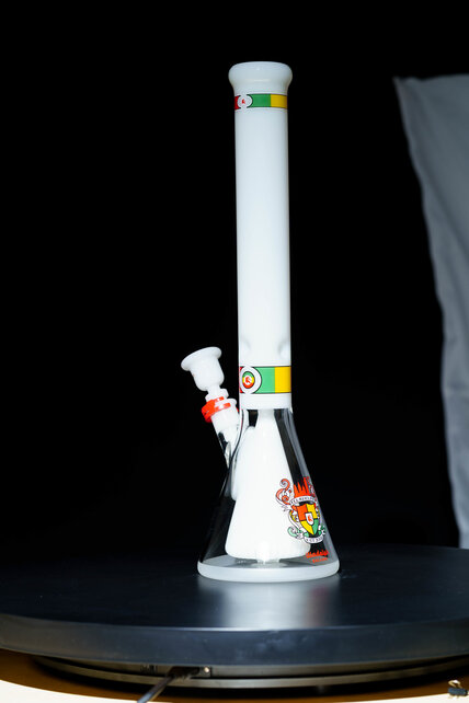 Illadelph 19" Collins Beaker Rasta