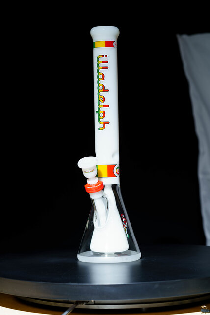 Illadelph 19" Collins Beaker Rasta
