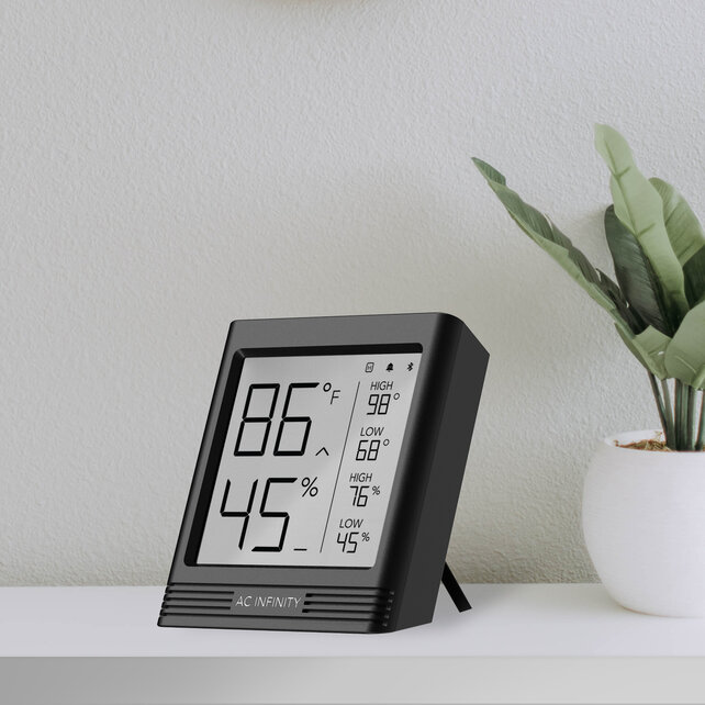 CLOUDCOM B2, Smart Thermo-Hygrometer with Data App, Integrated Sensor Probe