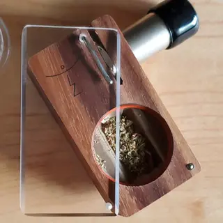 Magic Flight Launch Box - Walnut