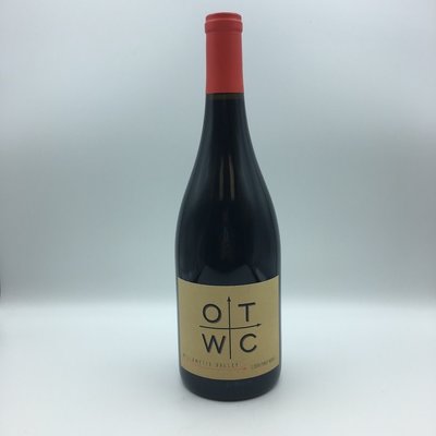 Oregon Trails Wine Company Pinot Noir 750ML Oregon Trails Wine Company Pinot Noir 750ML
