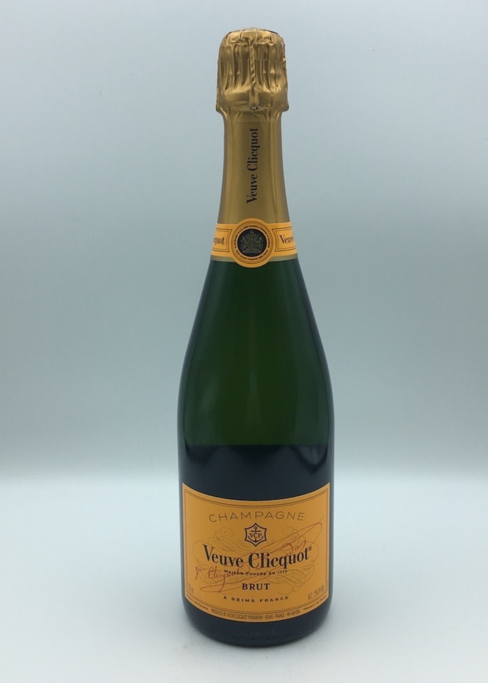 Veuve Clicquot Yellow Label Champagne 750ML
