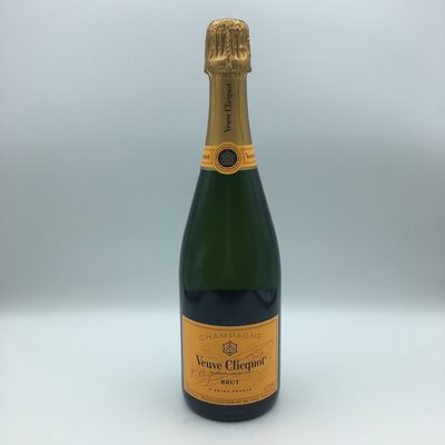 Veuve Clicquot Yellow Label Champagne 750ML Veuve Clicquot Yellow Label Champagne 750ML