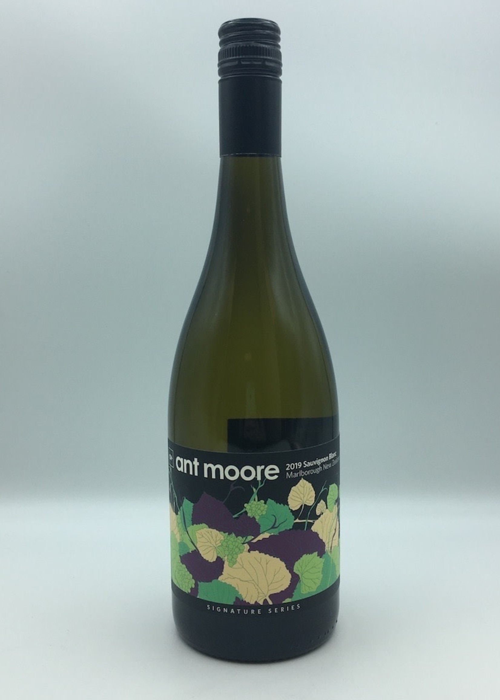 Ant Moore Sauvignon Blanc 750ML N