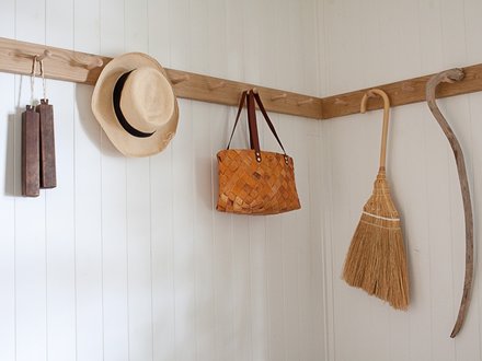 Mjölk Shaker Peg Rail