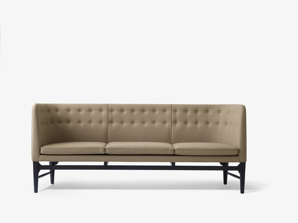 Arne Jacobsen for &Tradition Mayor Sofa AJ5