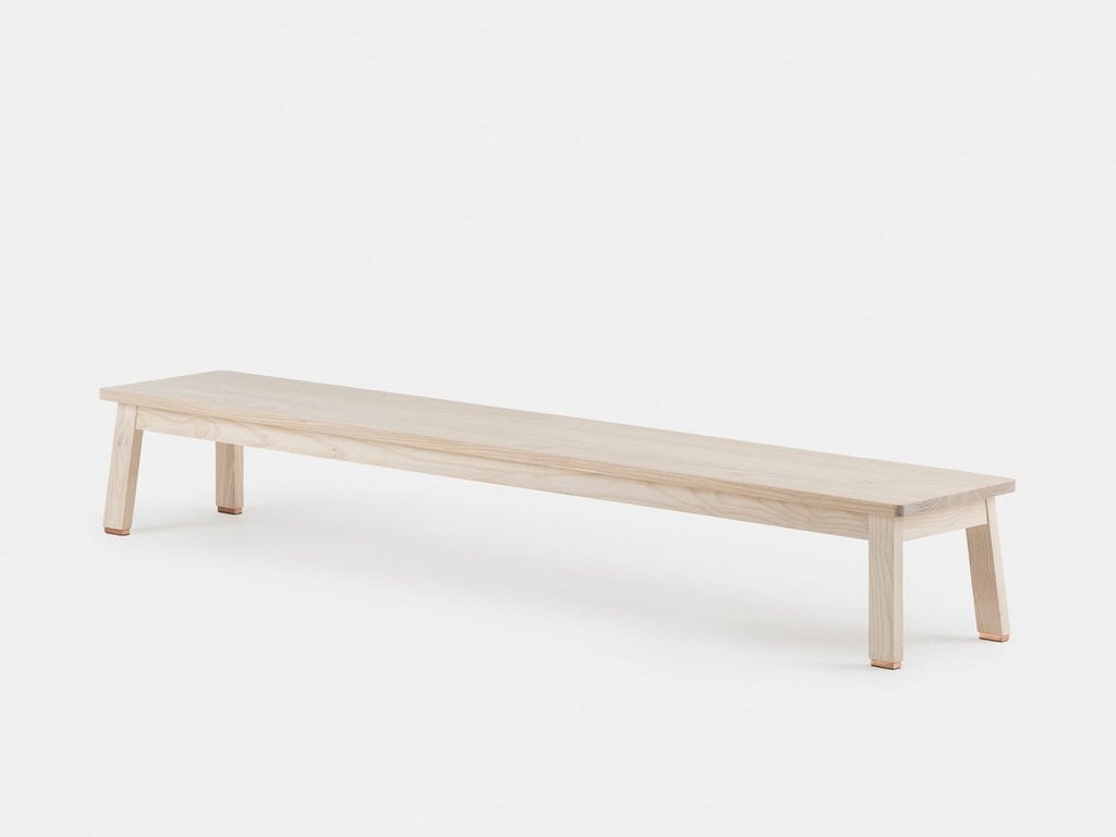 StudioIlse for De La Espada 442 Low Bench