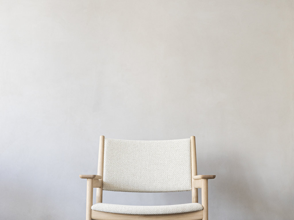 Karimoku Case Study Kinuta N-LC01 Lounge Chair