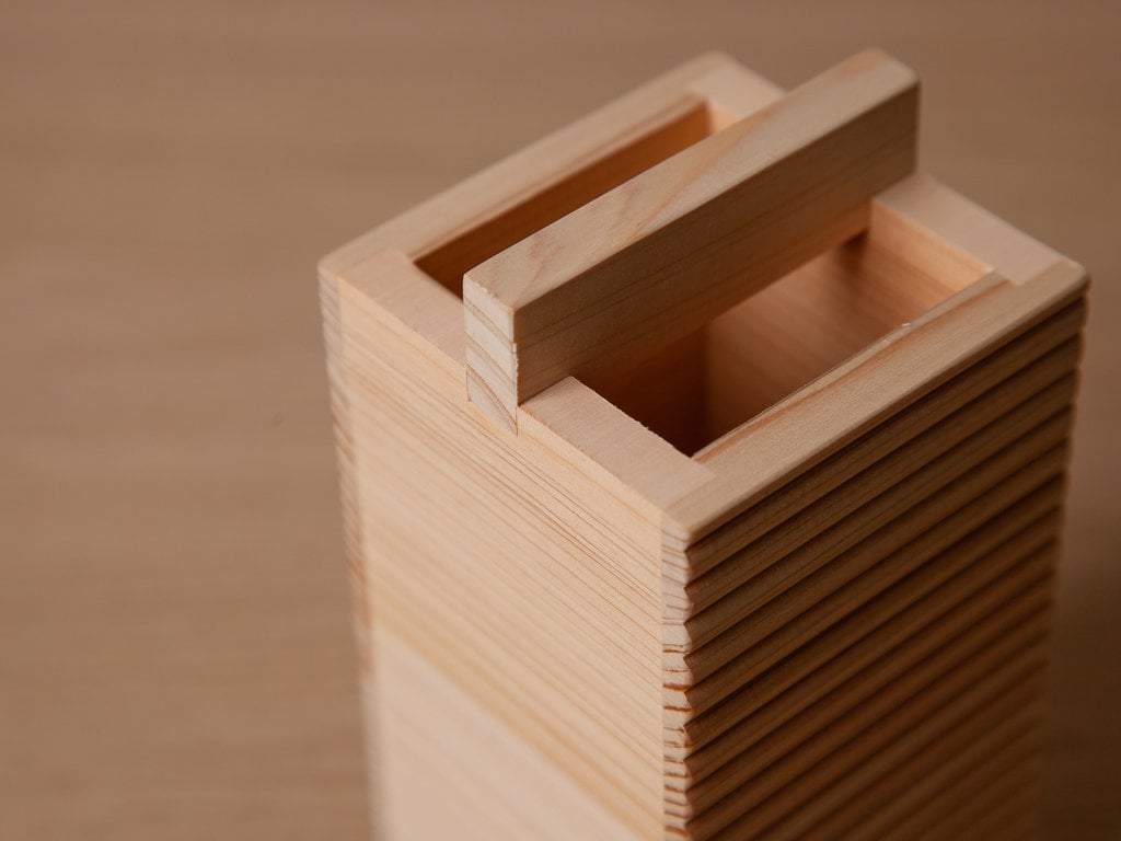 Tosaryu Hinoki Toothbrush Holder