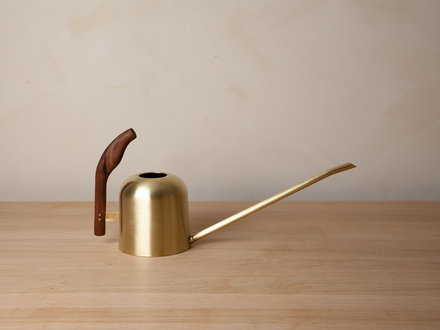 Anderssen & Voll for Mjölk Min Watering Can (Brass)