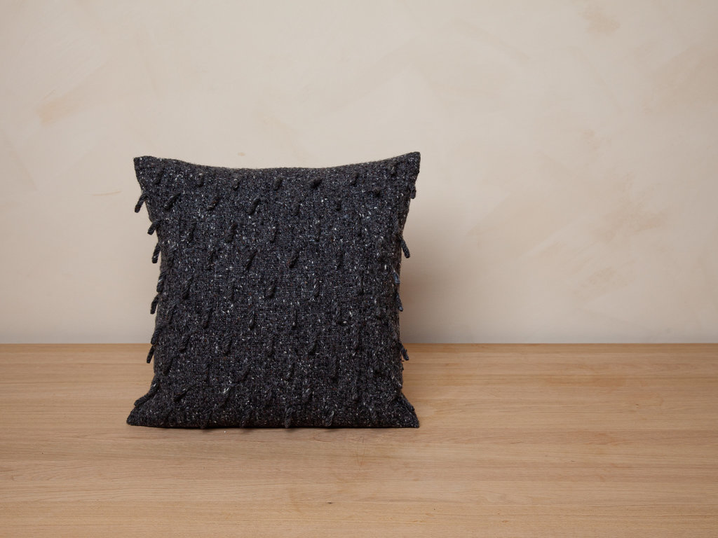 Mourne Textiles Shaggy Dog Cushion (Charcoal Gray)