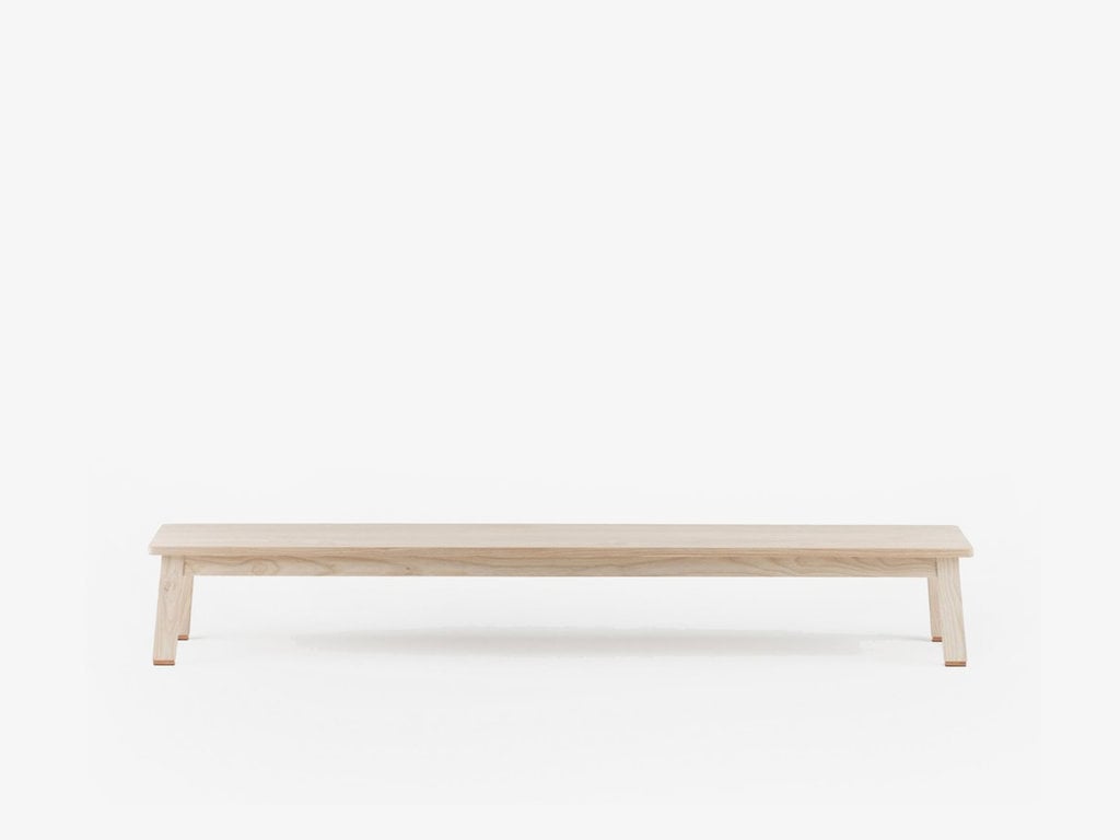 StudioIlse for De La Espada 442 Low Bench