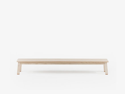 StudioIlse for De La Espada 442 Low Bench
