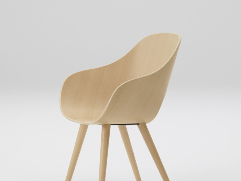 Naoto Fukasawa for Maruni Roundish Armchair