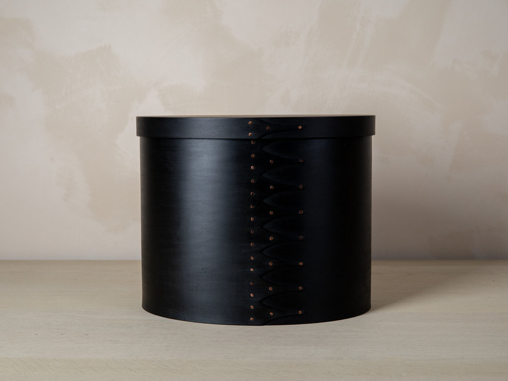 Masashi Ifuji Black Oval Box (Size 8)