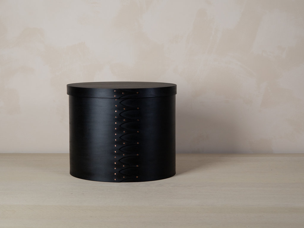 Masashi Ifuji Black Oval Box (Size 8)
