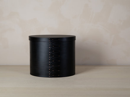 Masashi Ifuji Black Oval Box (Size 8)